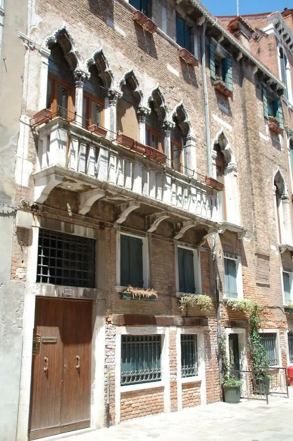 Residenza Ofelia Lägenhet Venedig 0*,